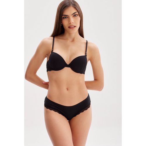 Culotte de viscosa fantasía y puntilla
