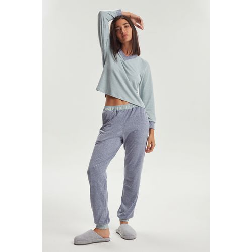 Pijama de tela snow combinado